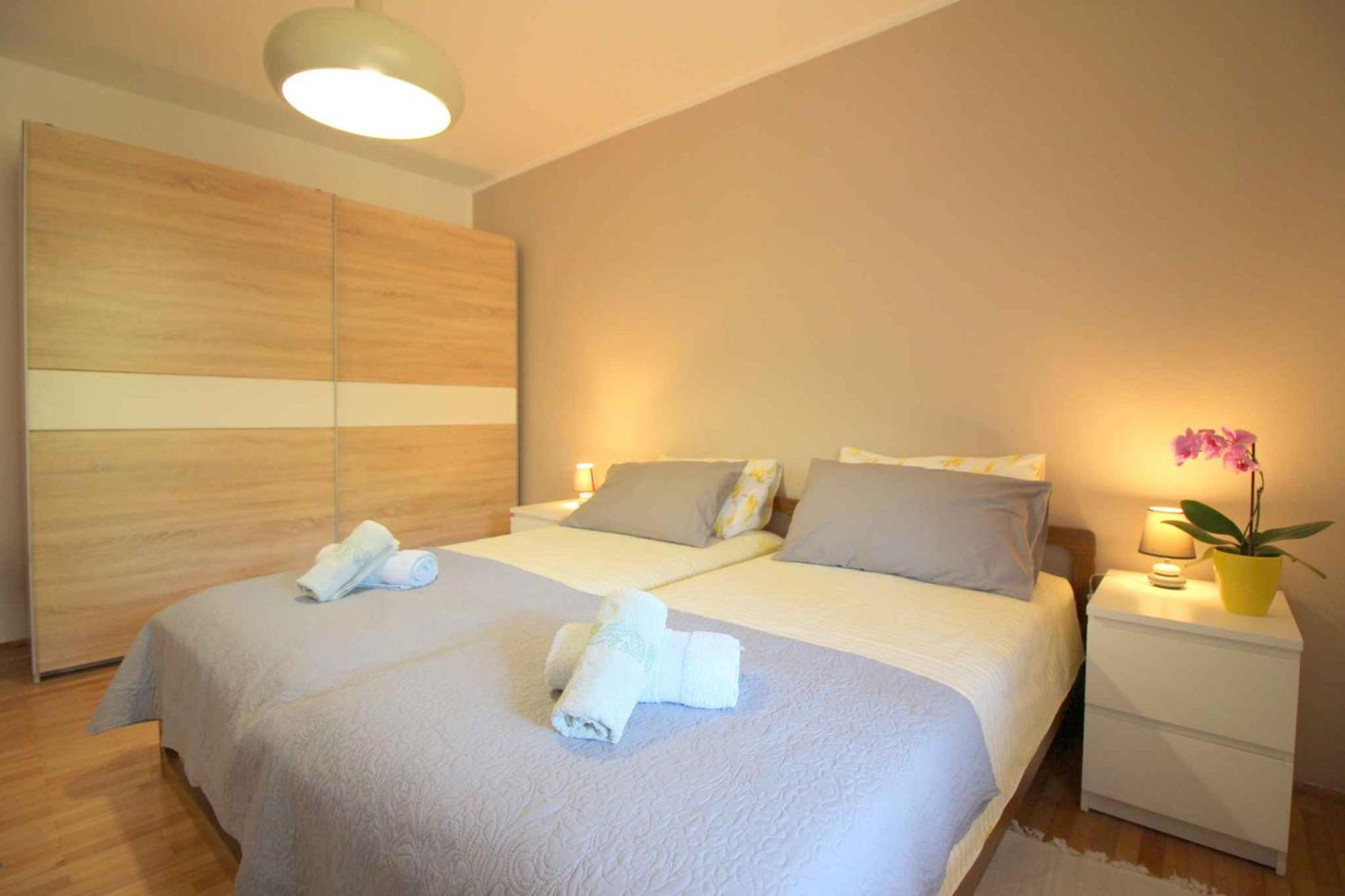 Apartments In Porec/Istrien 9923 Esterno foto